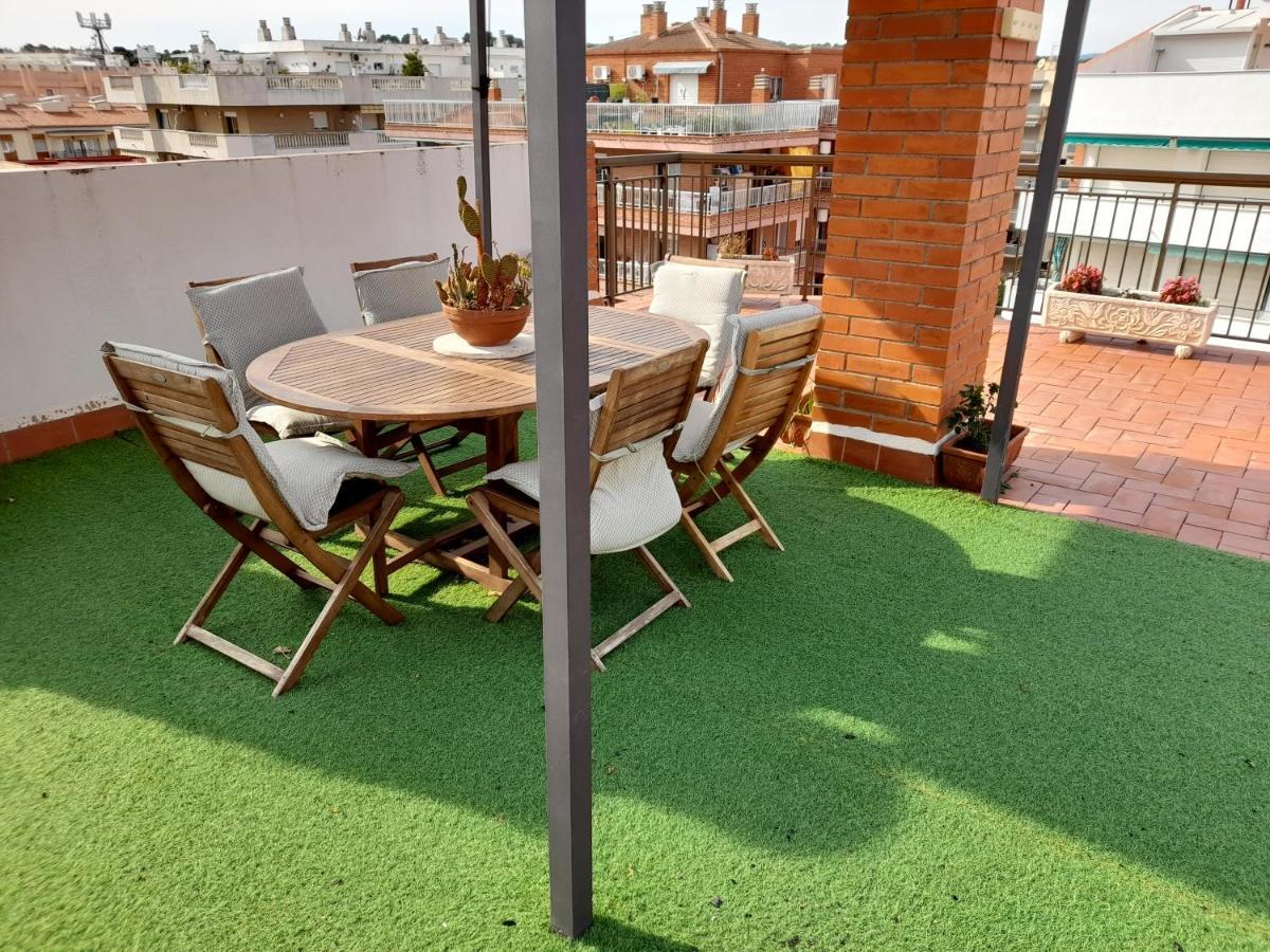 Atico Isaac Albeniz Apartment Ла Пинеда Екстериор снимка